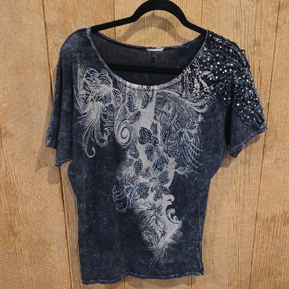 Miss Me Top Size Medium
